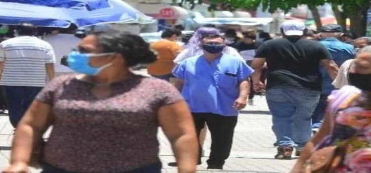 Continua la afluencia en Villahermosa pese al aumento de casos por covid