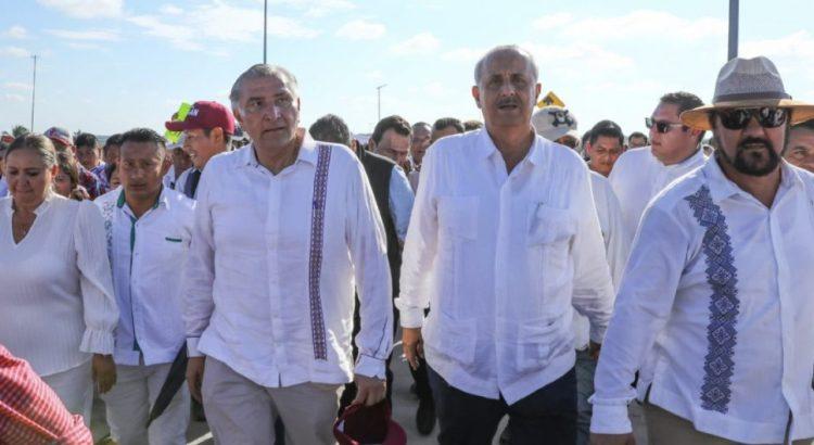 Aprovechan inauguración de puente para promocionar a Adán Augusto en Tabasco