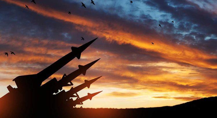 Lanza Corea del Norte misil como advertencia