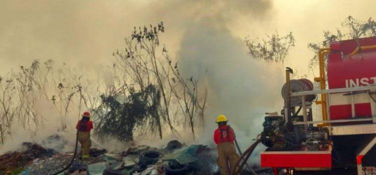Se incendia basurero clandestino en Villahermosa; provoca desalojo de un Cendi