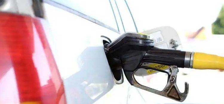 Gasolina en México, más cara que en EU