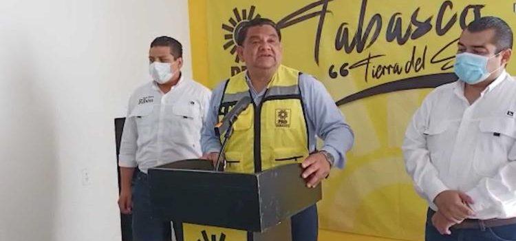 PRD critica al gobernador de Tabasco por asistir a evento de Adán Augusto