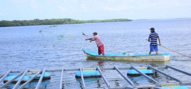 Pescadores de Boca de Aztlán denuncian invasores en el cuerpo lagunar