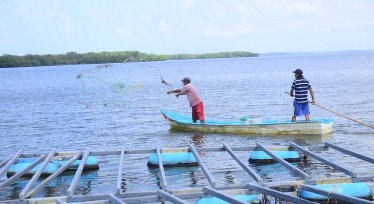 Pescadores de Boca de Aztlán denuncian invasores en el cuerpo lagunar