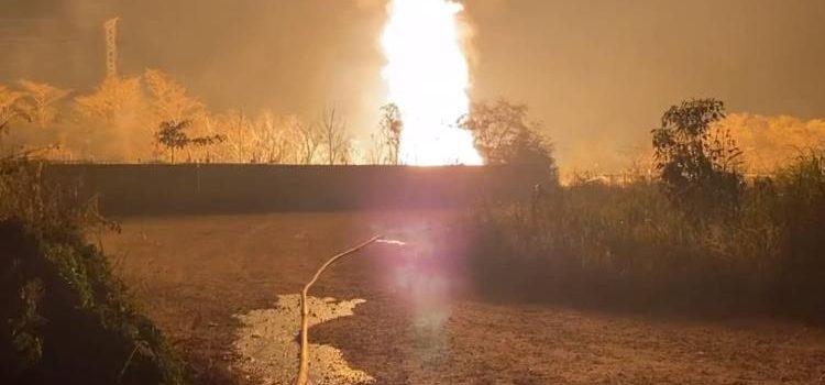 Explota ducto de gas de Pemex en Tabasco