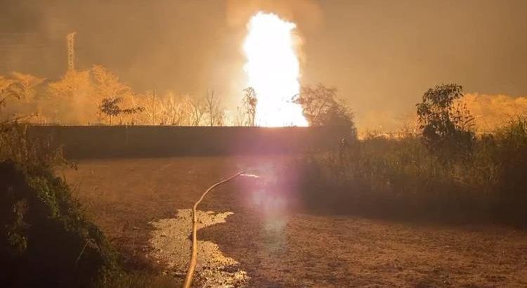 Explota ducto de gas de Pemex en Tabasco