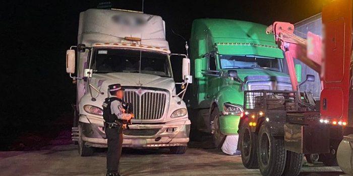 Guardia Nacional recupera dos tractocamiones robados en Tabasco