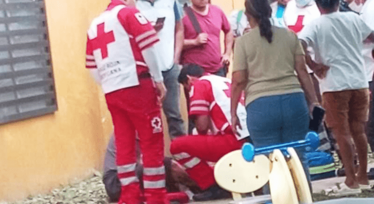 Muere recién nacido hallado en un predio de Tabasco; presentaba un golpe en la cabeza