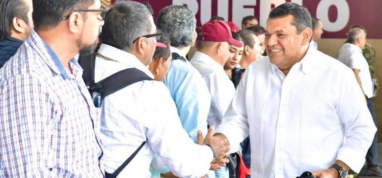 Inicia Javier May programa de atención directa en comunidades