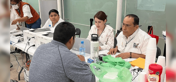 Recibe Tabasco a 117 repatriados de Estados Unidos