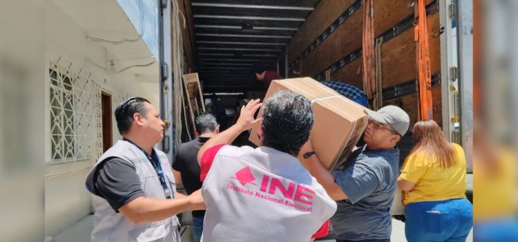 Llega material electoral sin custodia para elección judicial en Tabasco