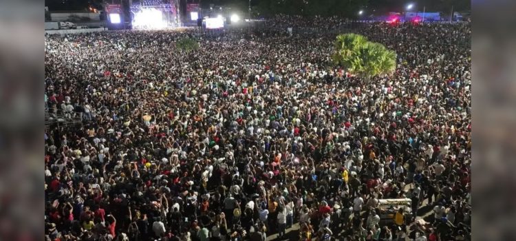Reporta Javier May asistencia de 265 mil personas en tercer día de la Feria Tabasco