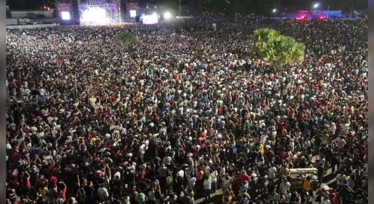 Reporta Javier May asistencia de 265 mil personas en tercer día de la Feria Tabasco