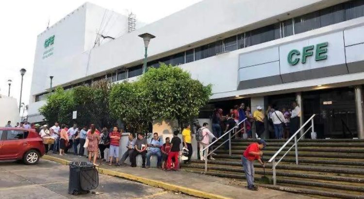 Redujo CFE 20% recursos para mantenimiento de infraestructura en Tabasco