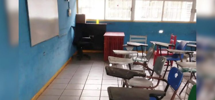 400 escuelas esperan determinar su situación jurídica en Tabasco