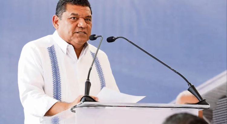 Niega gobernador de Tabasco vínculo de exfuncionario Víctor Hugo Chávez con “La Barredora”; detención es por caso en Colima