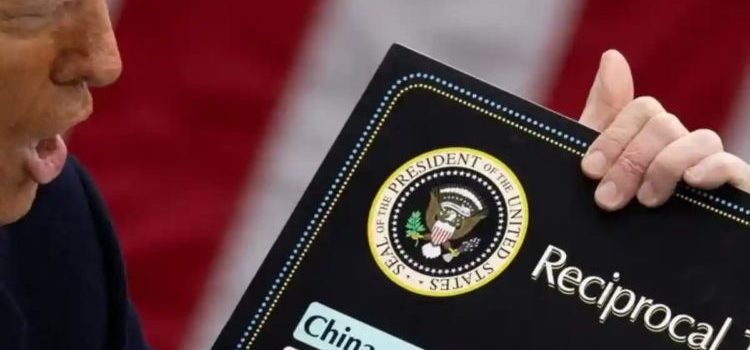 Entran en vigor aranceles de Trump en decenas de países