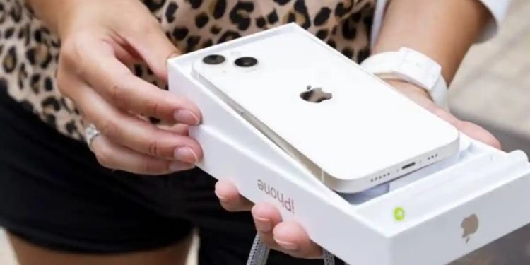 20 novios, 20 IPhones