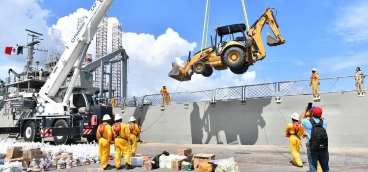 Envía Gobierno de Tabasco maquinaria para apoyar a damnificados por inundaciones en Veracruz