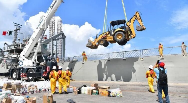 Envía Gobierno de Tabasco maquinaria para apoyar a damnificados por inundaciones en Veracruz