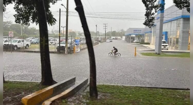 Se mantiene la alerta por lluvias en Tabasco; prevén afectaciones en zonas bajas
