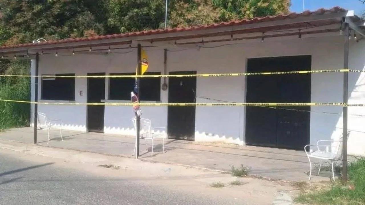 Ejecutan a dos hombres y a una mujer en una vivienda de Puxcatán, Tabasco