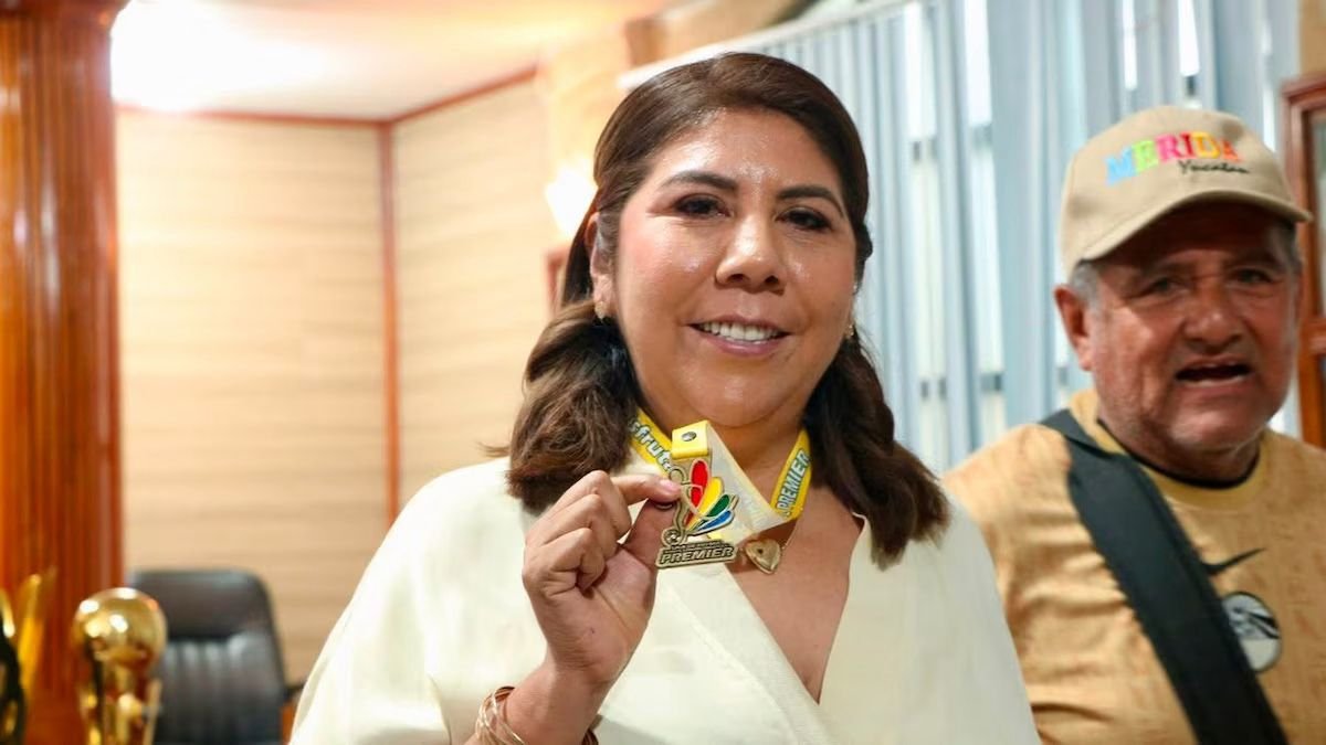 Critican a Mari Luz Velázquez, alcaldesa de Tabasco por comentario a adulto mayor: ‘Usted ya va de salida’