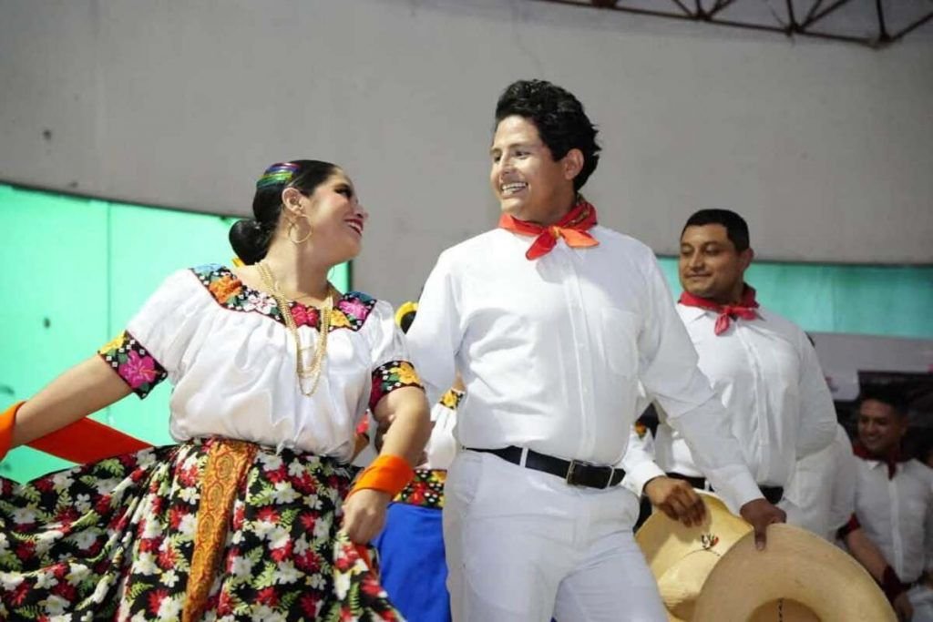 Tabasco fortalece educación artística y amplía su oferta cultural