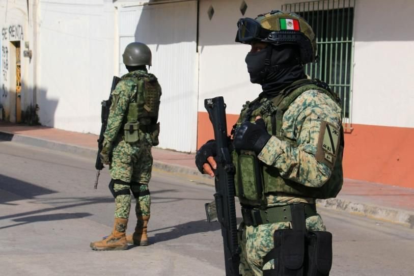 Incautan marihuana, armas y equipo táctico en Tabasco