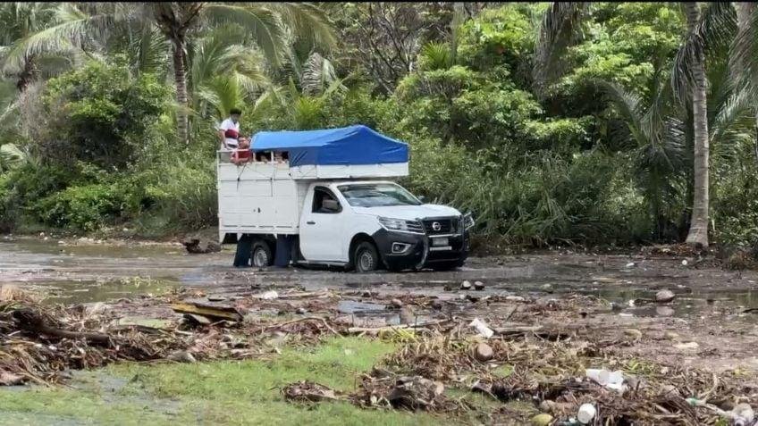 Buscan a reubicar a familias afectadas por la erosión marina en Paraíso, Tabasco